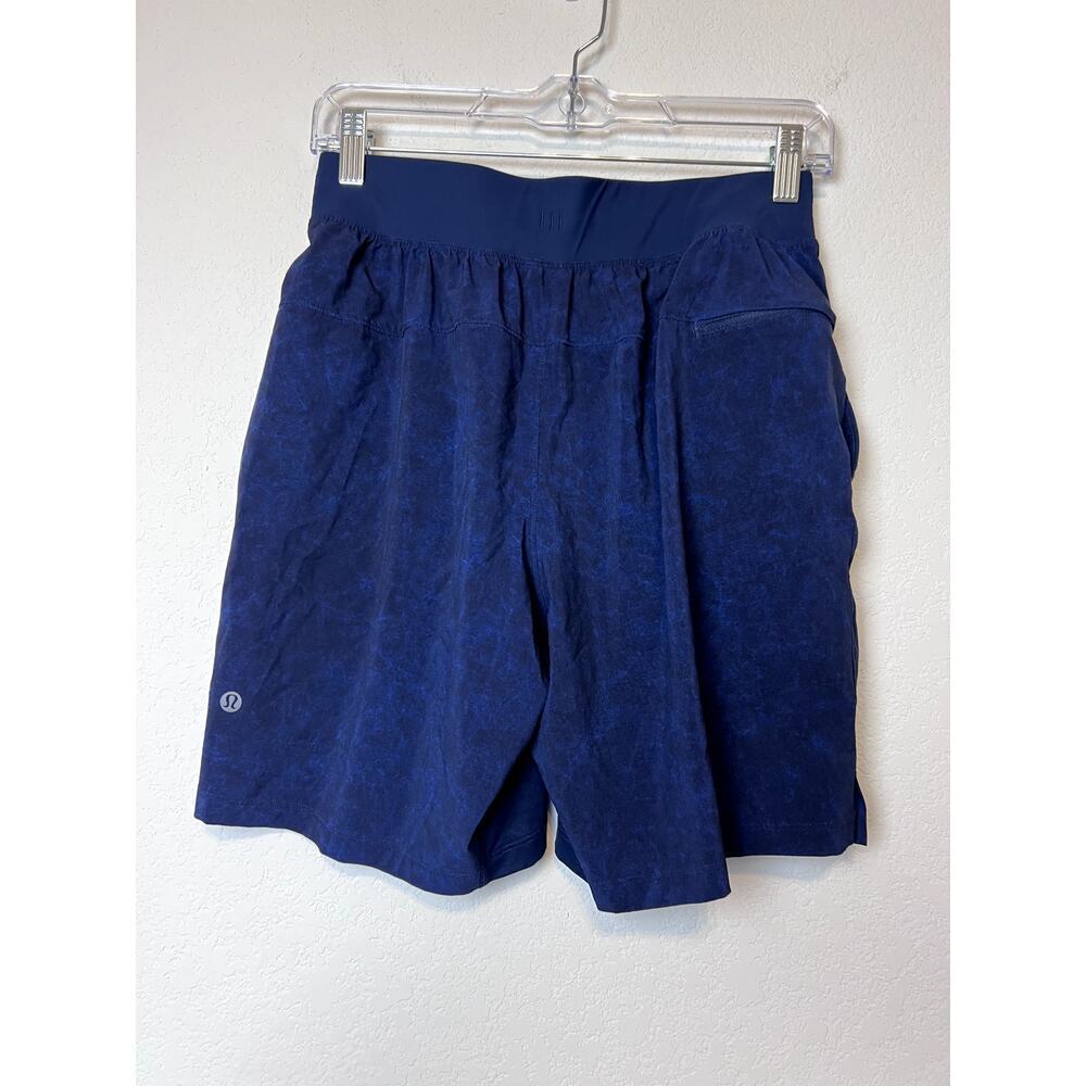 Lululemon T.H.E. Shorts 7" Inseam True Navy Size Small - Picture 3 of 7
